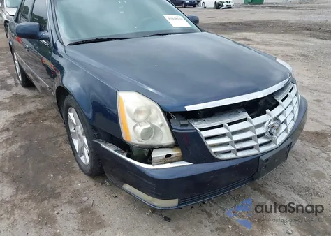 2008 Cadillac Dts 1Sa z USA, uszkodzony, nr VIN 1G6KD57Y48U104813